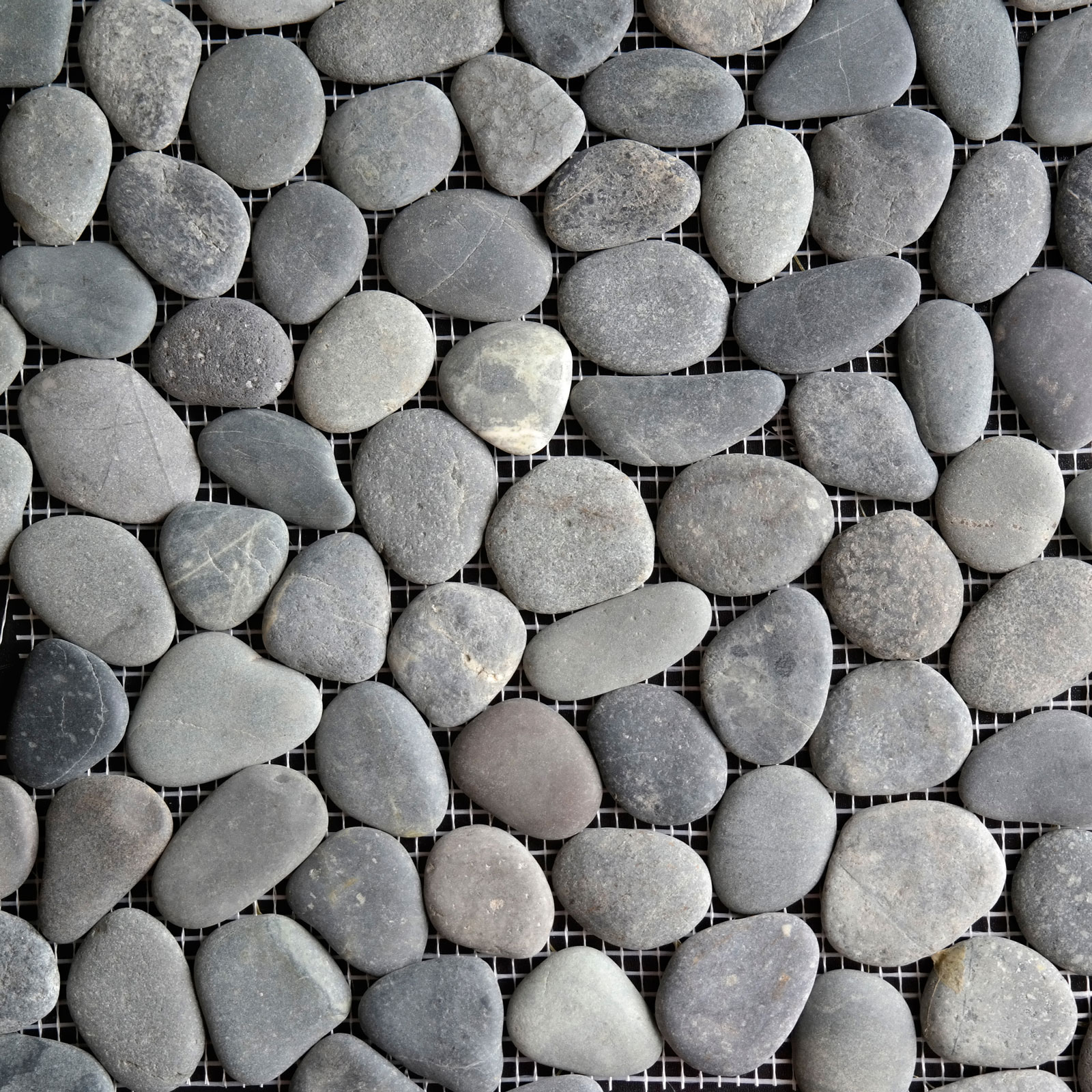Round Pebble Mosaic Black Stone Honed   