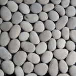 Round Pebble Mosaic Beige Stone Honed  